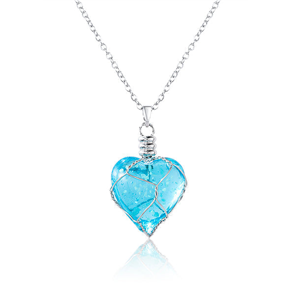 Love Heart Crystal Glow Pendant | Glow-in-the-Dark Necklace for Parties 💖