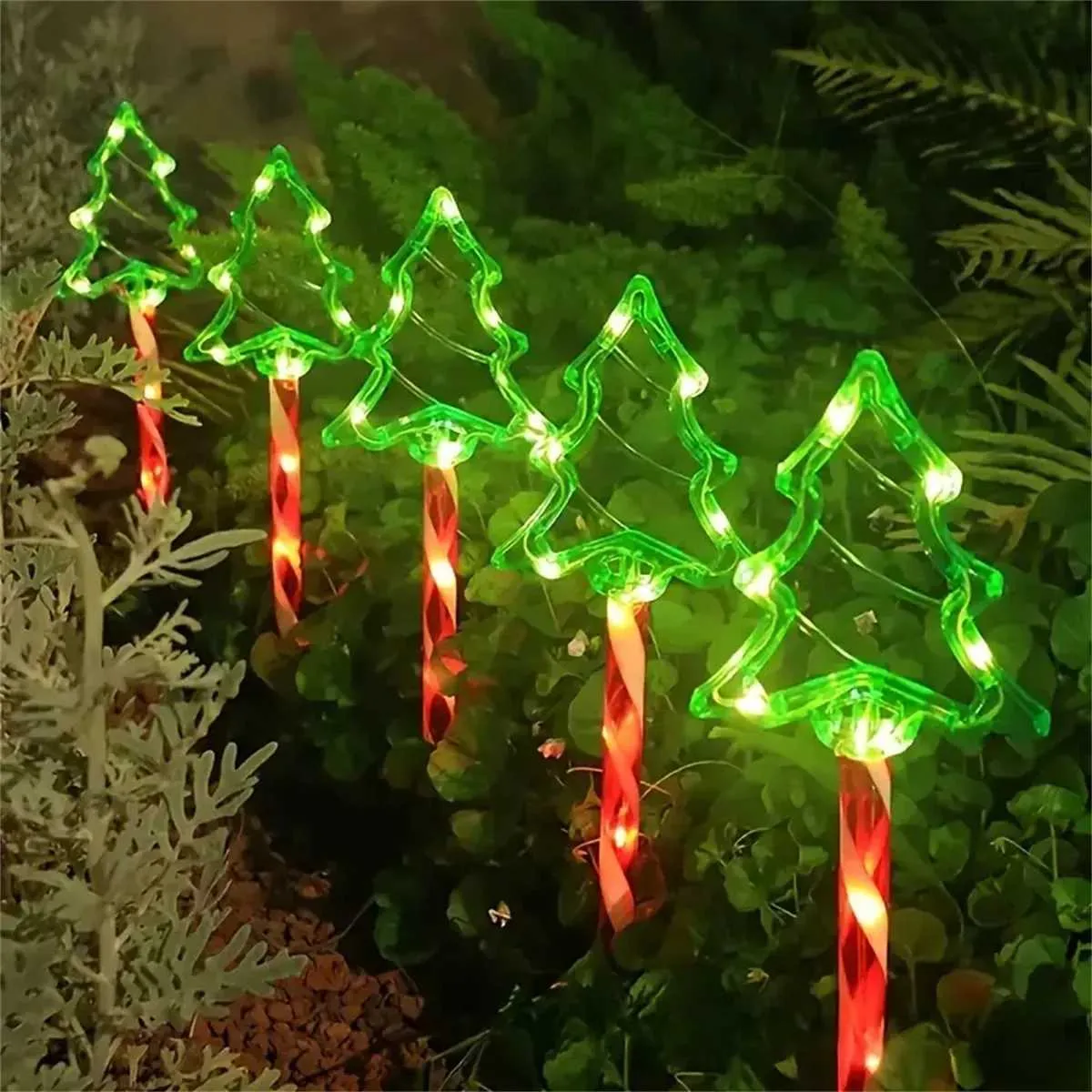 Solar Christmas Tree Pathway Lights | Set of 5 🎄| 8 Lighting Modes, Outdoor Xmas LED Decoration